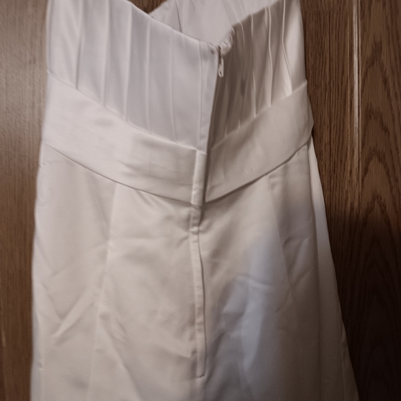 Wedding dress - Picture 4 of 7